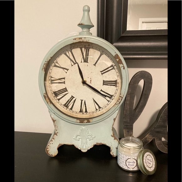 Studio Decor Other - Studio Decor Savannah tabletop clock
